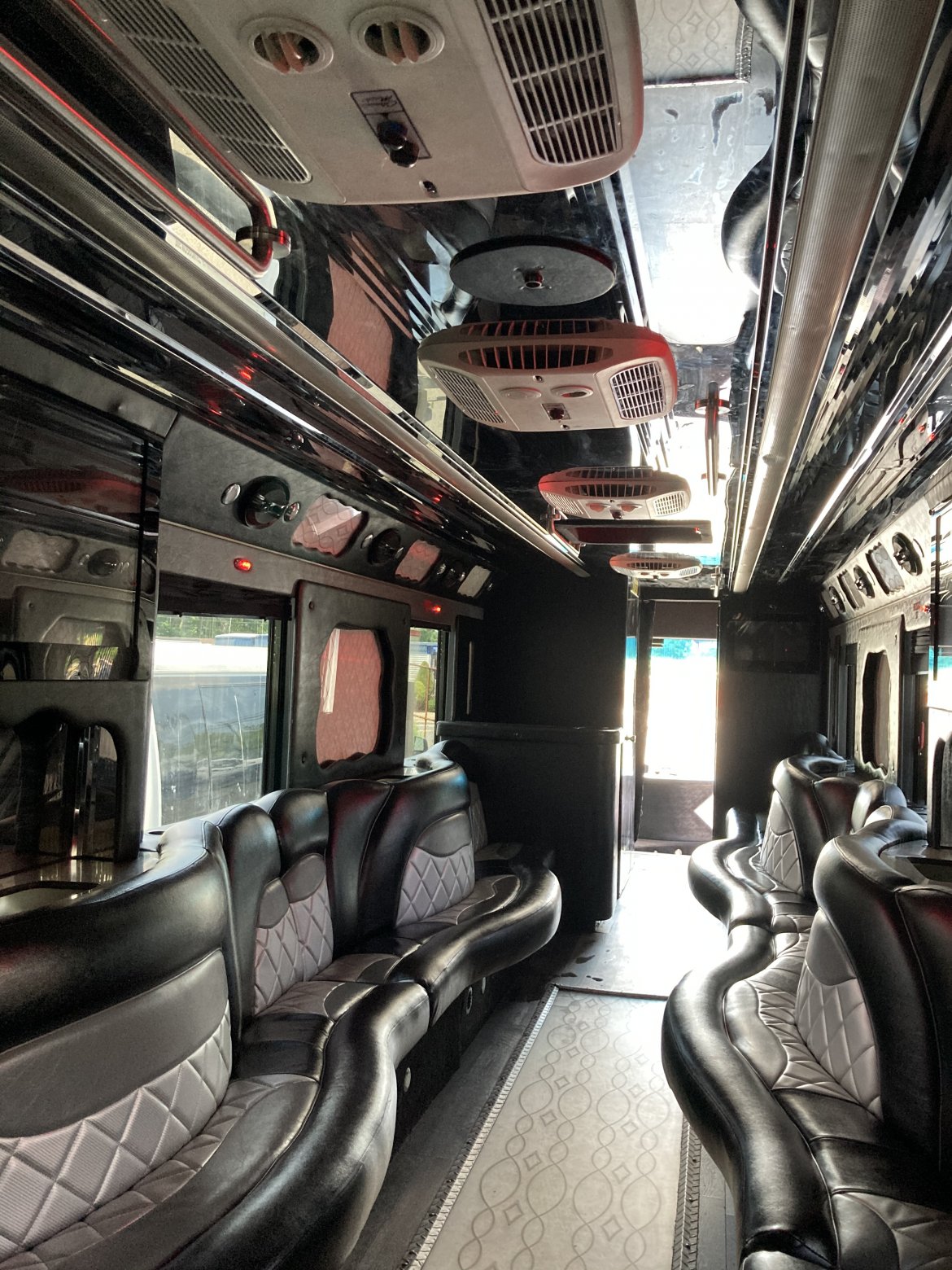 Limo Bus for Sale in Staten Island, NY - Photo 18