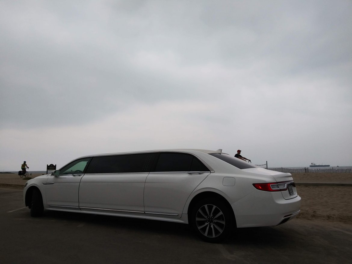 Limousine for Sale in Los Angeles, CA - Photo 3