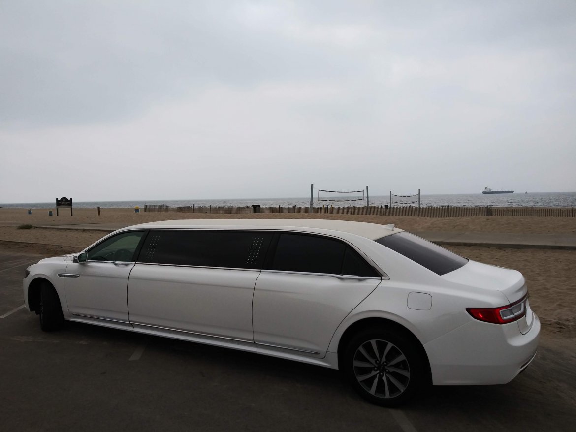 Limousine for Sale in Los Angeles, CA - Photo 4