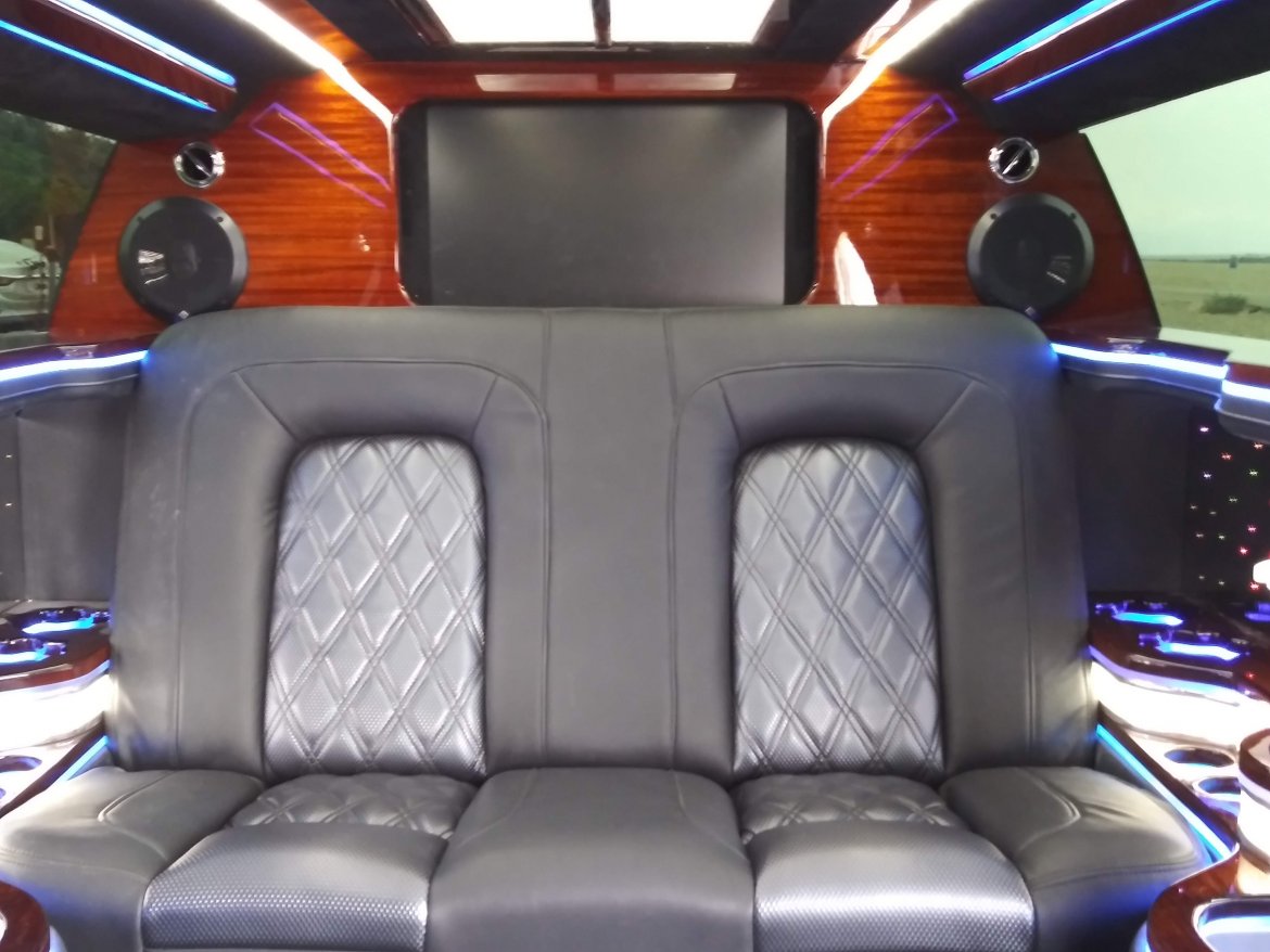 Limousine for Sale in Los Angeles, CA - Photo 11