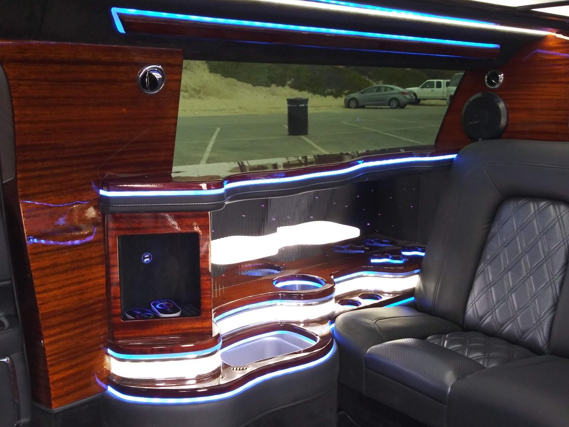 Limousine for Sale in Los Angeles, CA - Photo 21