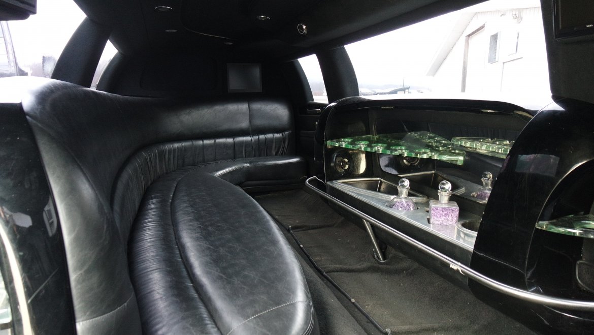 Limousine for Sale in North East, PA - Photo 18