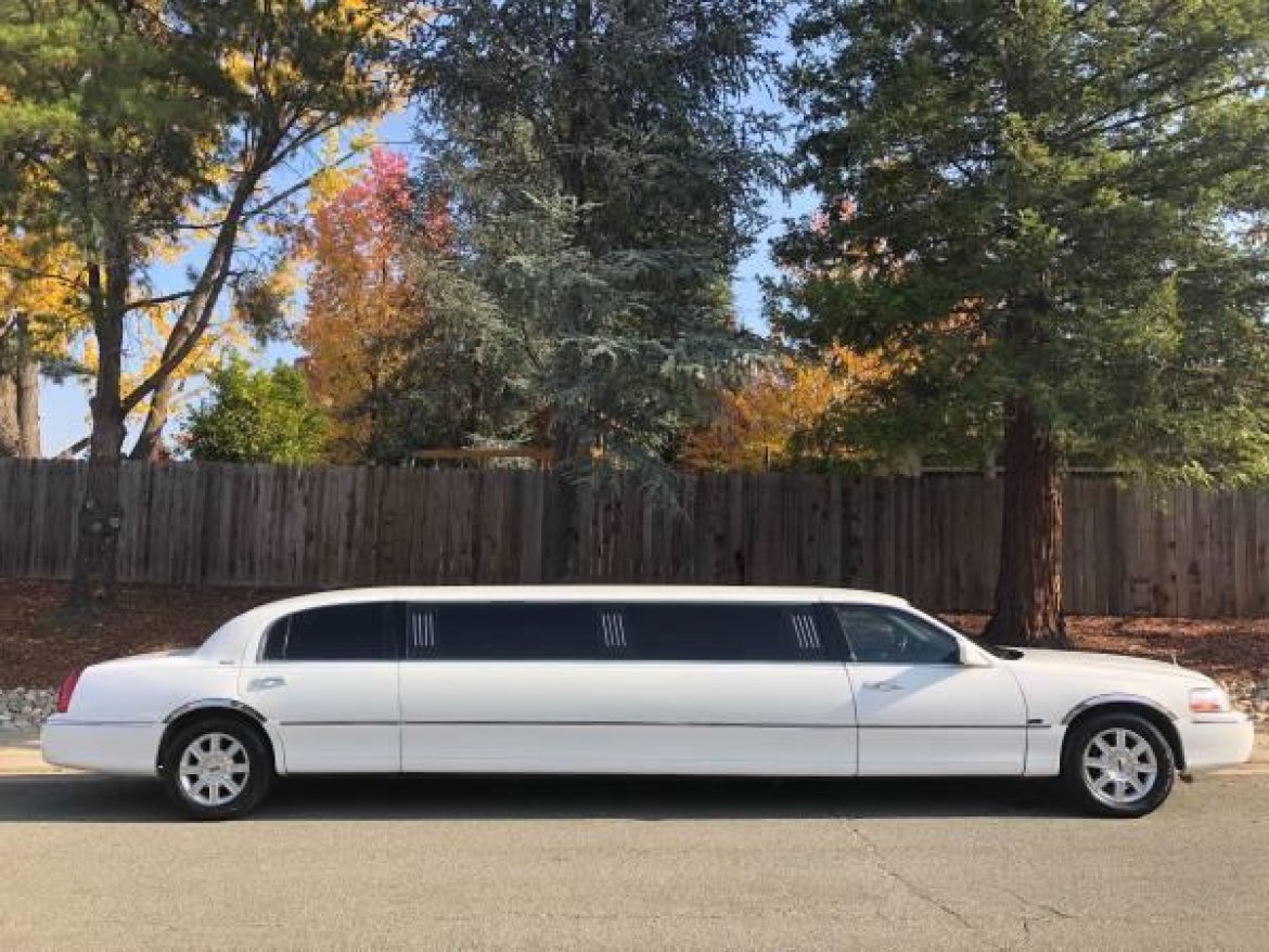 Limousine for Sale in Yuba City, CA - Photo 2