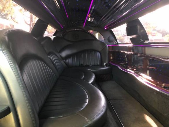 2006 Lincoln Towncar Limousine for Sale in Yuba City, CA - Photo 3