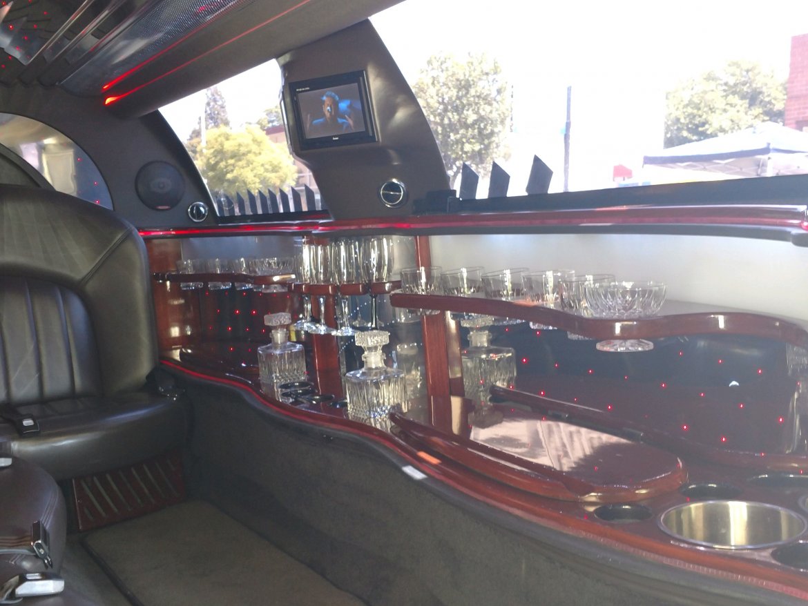 Limousine for Sale in Yuba City, CA - Photo 6