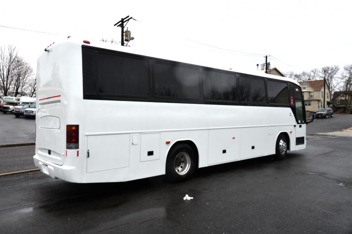 Photo of Motorcoach for sale: 2002 Freightliner E3500 35" by MCI