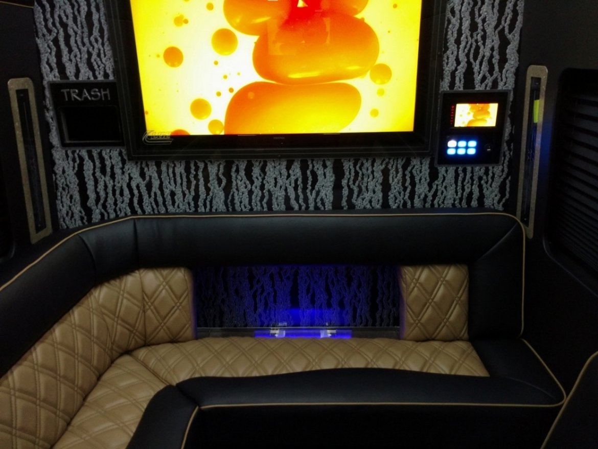 Limo Bus for Sale in NORTH EAST, PA - Photo 16