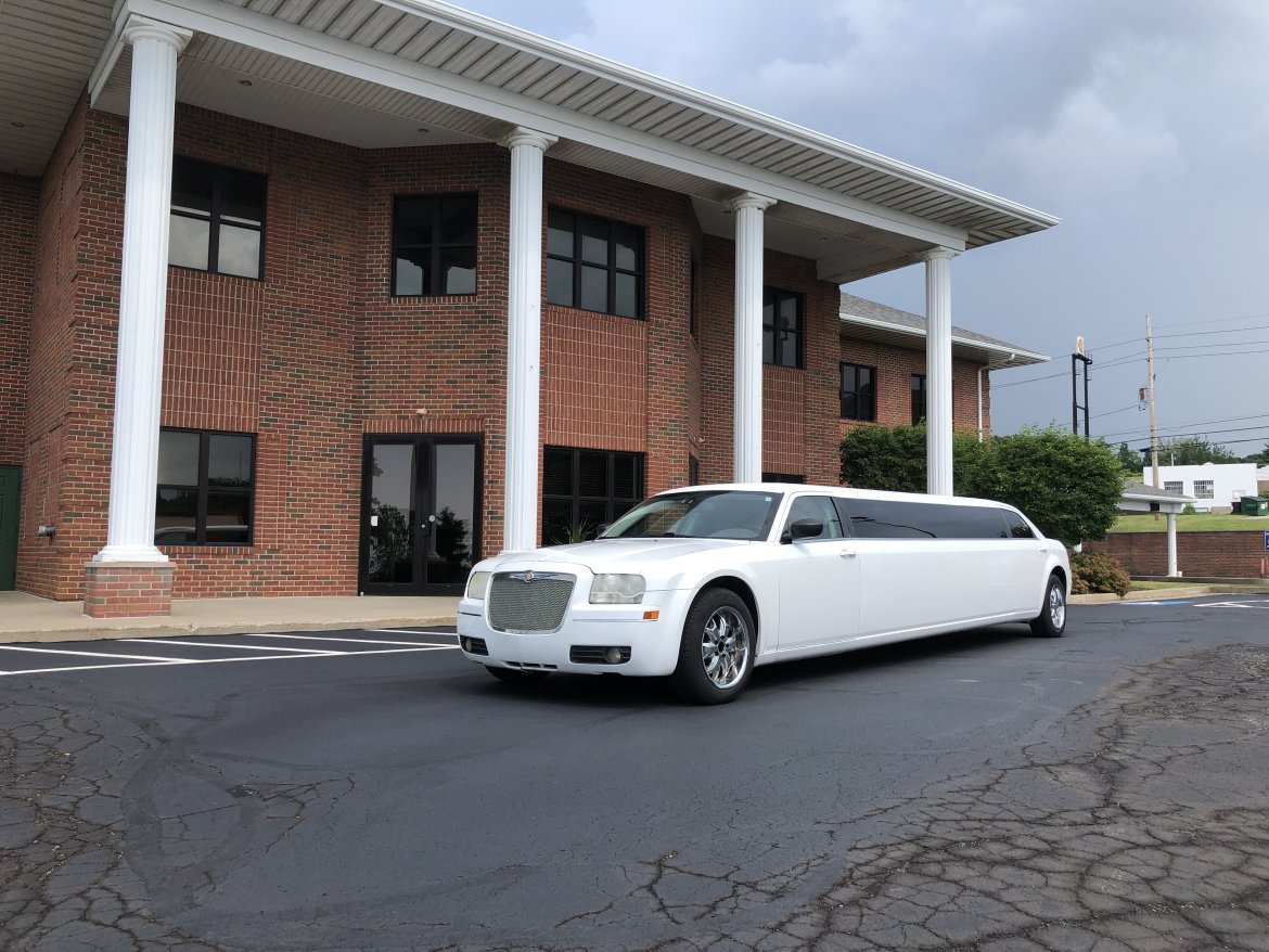 Limousine for Sale in North East, PA - Photo 2