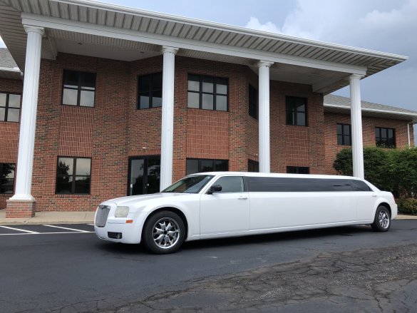 2008 Chrysler 300 Limousine for Sale in North East, PA - Main Photo