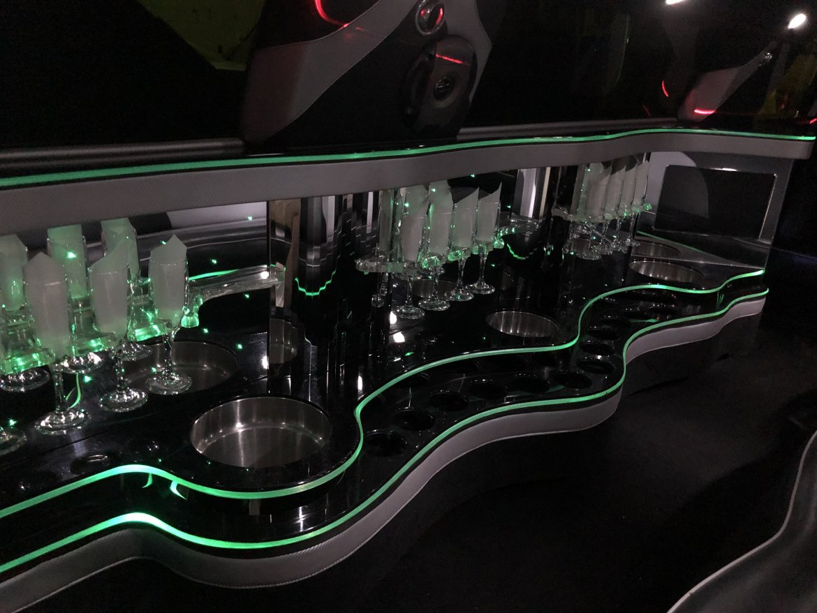 Limousine for Sale in North East, PA - Photo 13