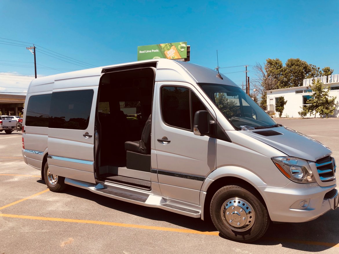 Sprinter for Sale in San Antonio, TX - Photo 3
