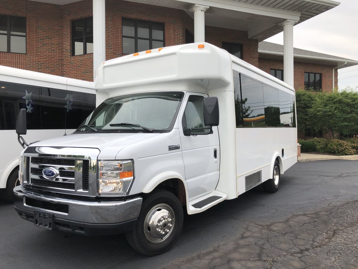 Limo Bus for sale: 2014 Ford E-450 by LGE