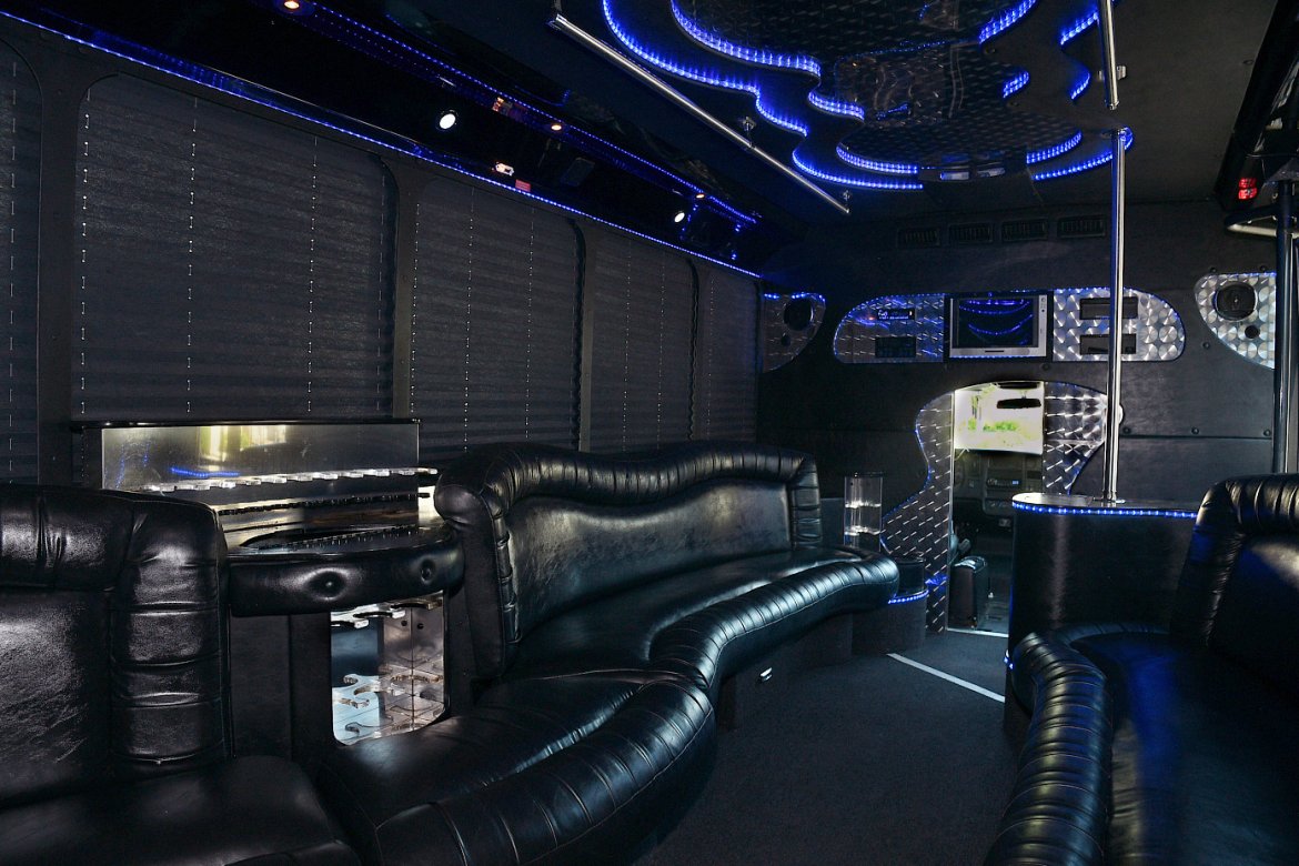 Limo Bus for Sale in Fontana, CA - Photo 12