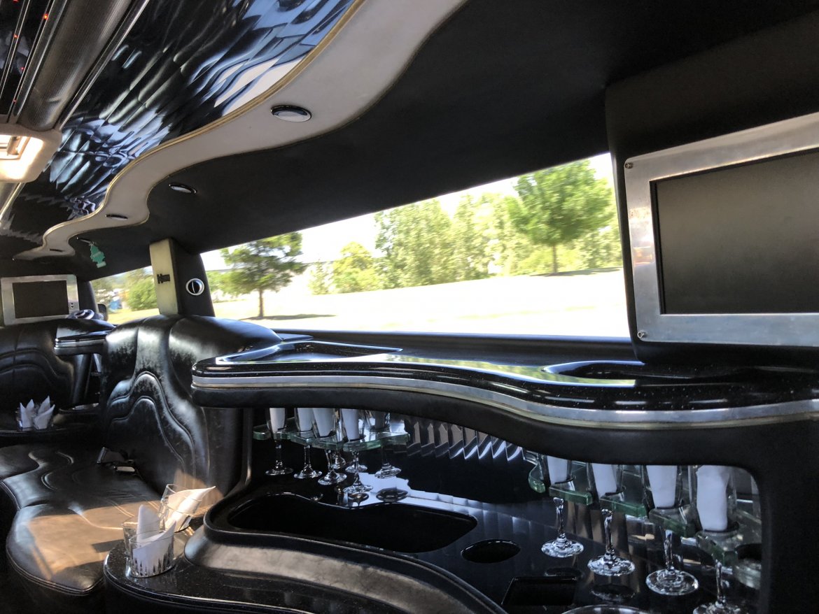 Limousine for Sale in North East, PA - Photo 14