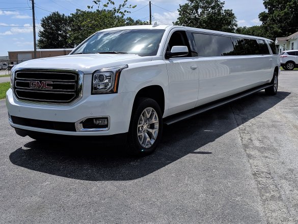2019 GMC Yukon xl SUV Stretch for Sale in Springfield, MO - Photo 2