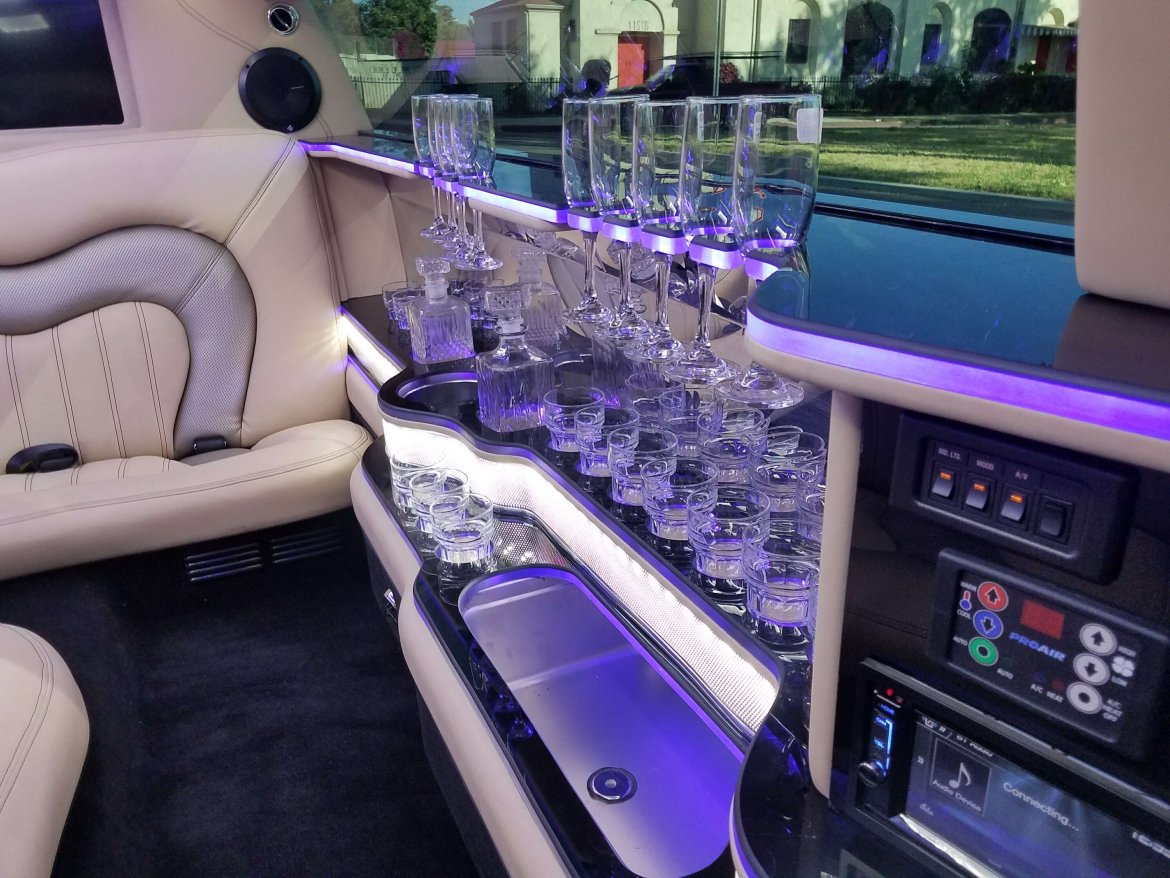 Limousine for Sale in Los Angeles, CA - Photo 10