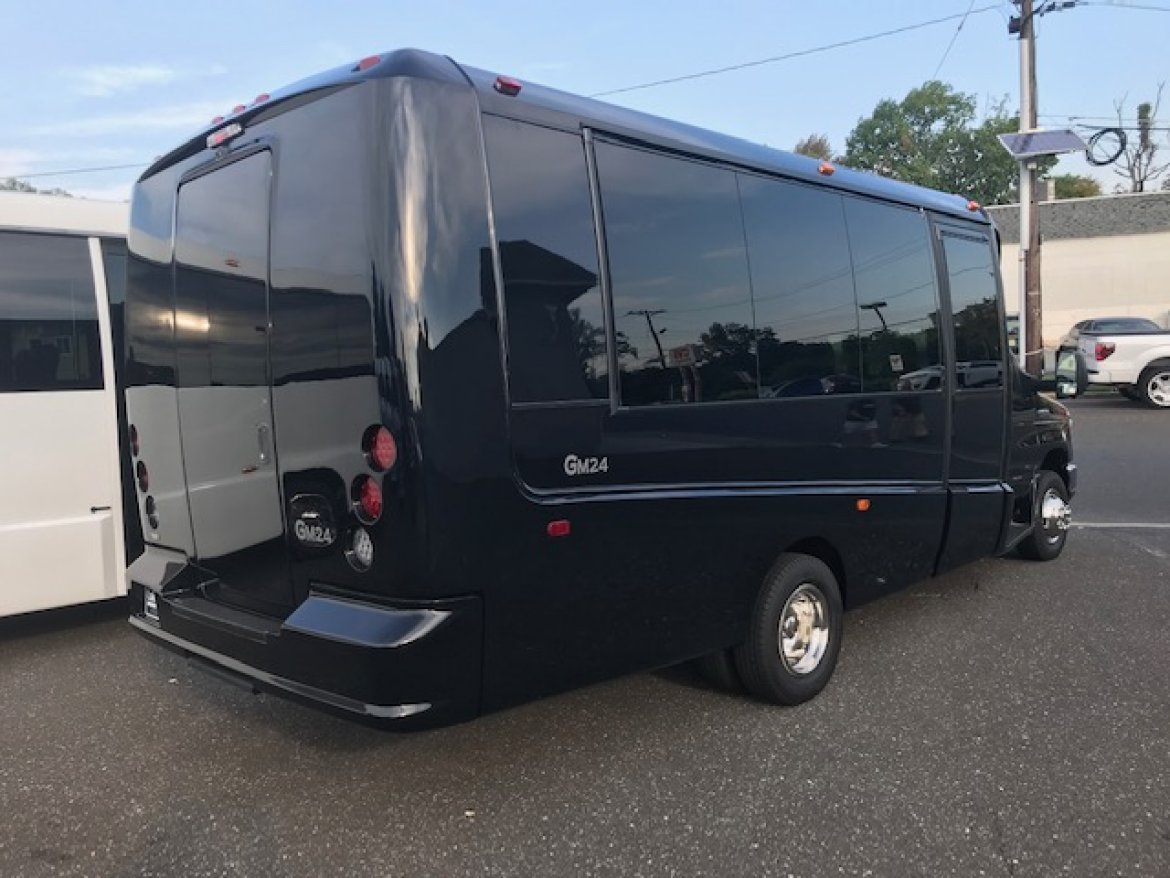 Executive Shuttle for Sale in oaklyn, NJ - Photo 18