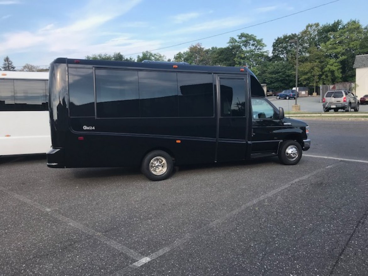 Executive Shuttle for Sale in oaklyn, NJ - Photo 19