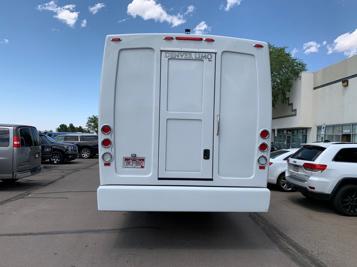 Limo Bus for Sale in Aurora, CO - Photo 3