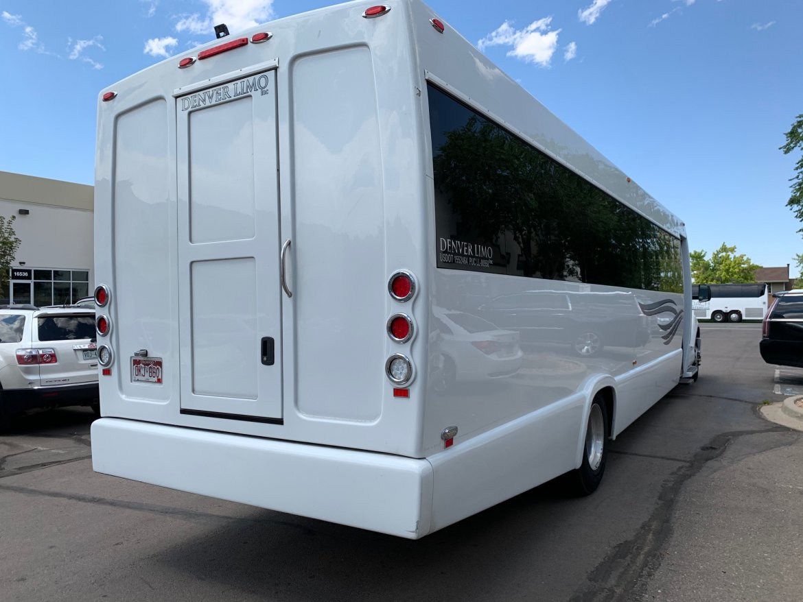 Limo Bus for Sale in Aurora, CO - Photo 4