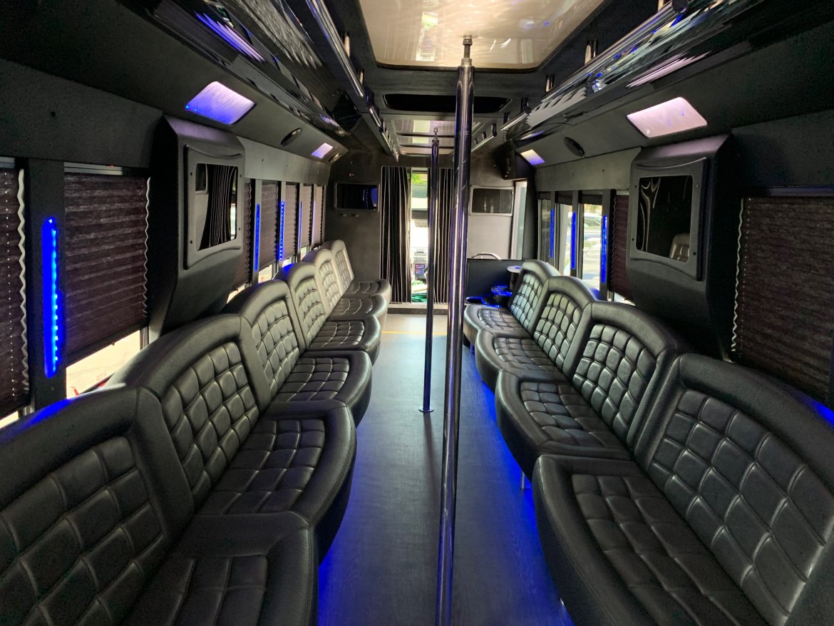 Limo Bus for Sale in Aurora, CO - Photo 8