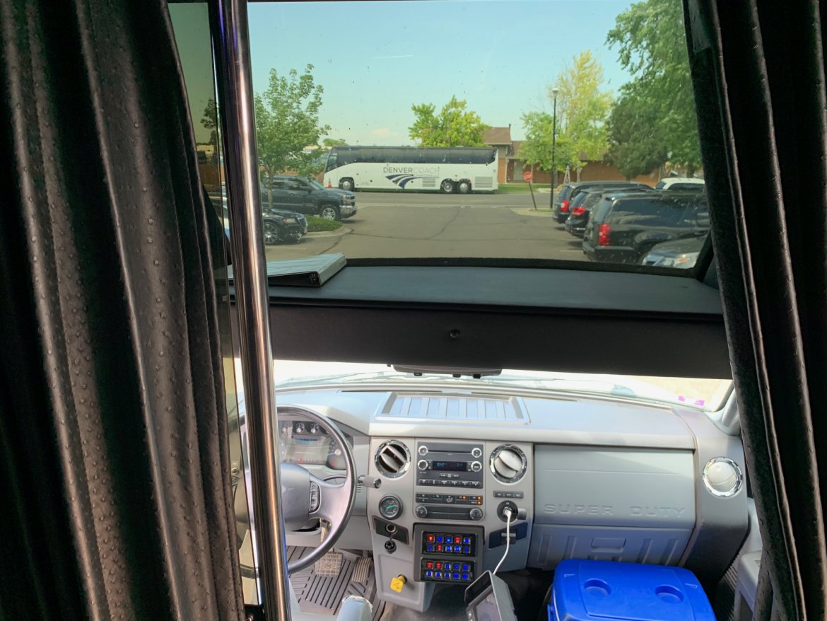 Limo Bus for Sale in Aurora, CO - Photo 9