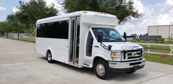 2014 Ford E450 Limo Bus for Sale in Houston, TX - Main Photo
