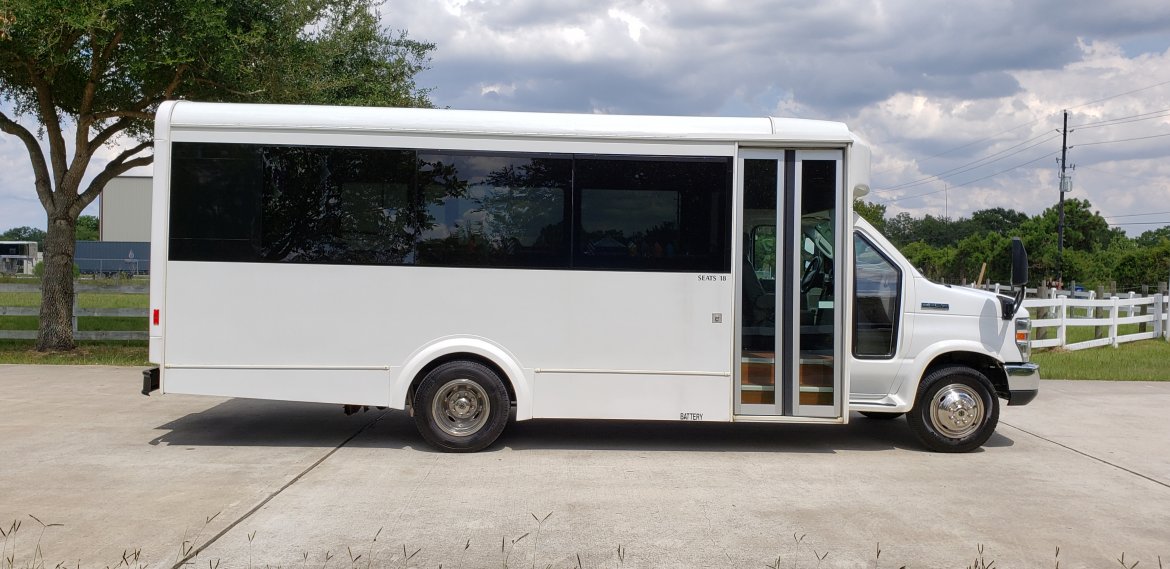 Limo Bus for Sale in Houston, TX - Photo 5
