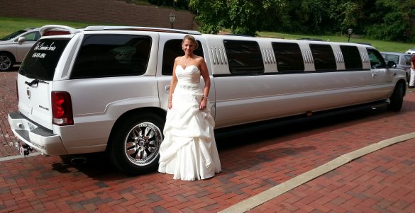 2002 Cadillac Escalade SUV Stretch for Sale in St Louis, MO - Photo 2
