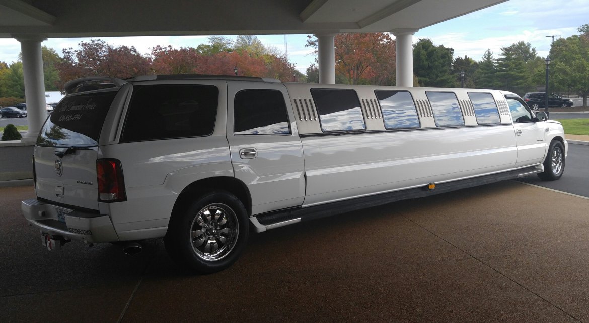 SUV Stretch for Sale in St Louis, MO - Photo 6