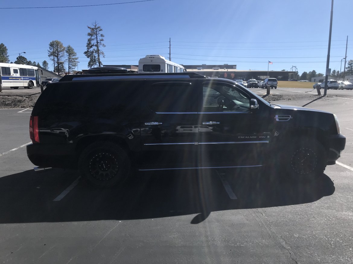 CEO SUV Mobile Office for Sale in peoria, AZ - Photo 4