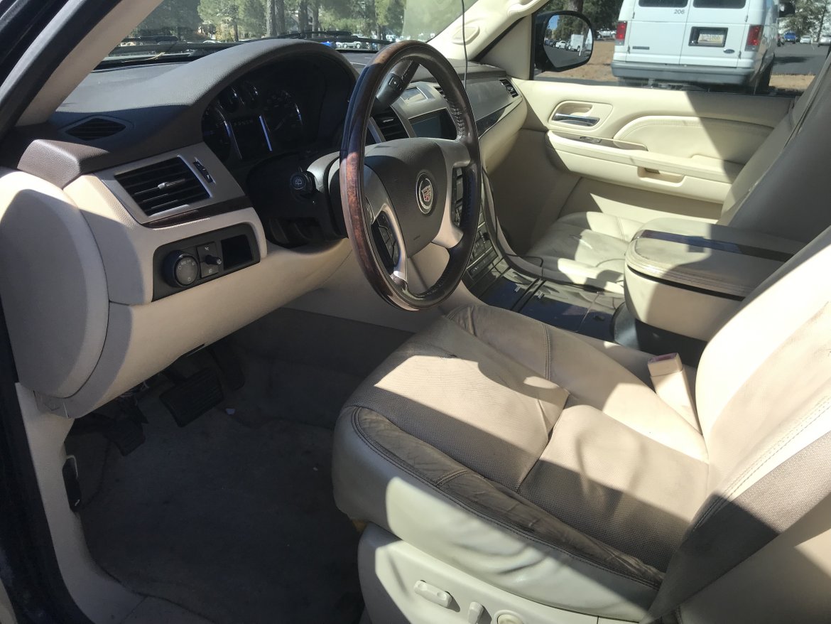 CEO SUV Mobile Office for Sale in peoria, AZ - Photo 7