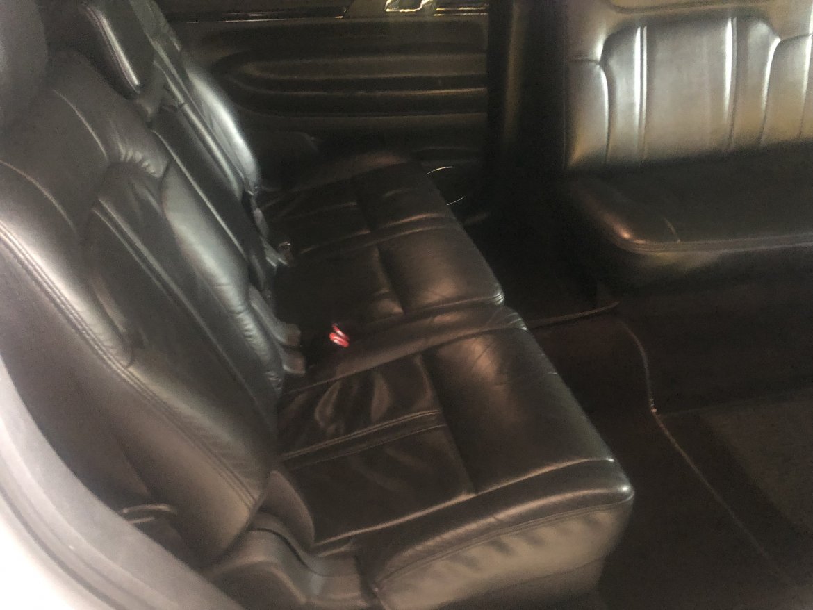 Limousine for Sale in Acushnet, MA - Photo 6