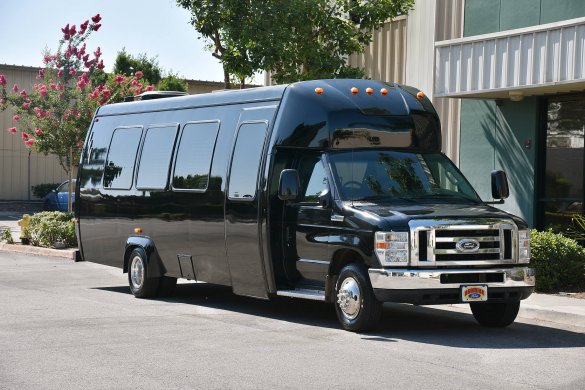 2008 Ford E-450 Limo Bus for Sale in Fontana, CA - Main Photo