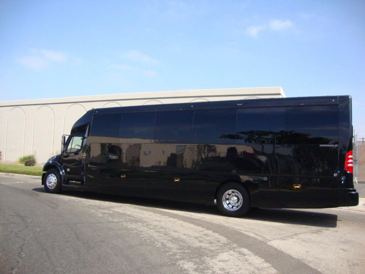 Executive Shuttle for Sale in CARSON, CA - Photo 4
