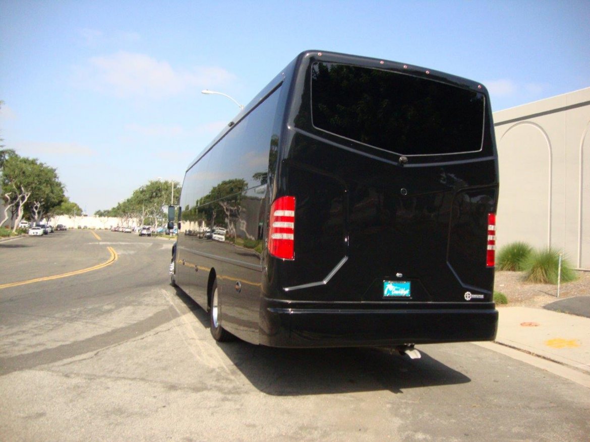 Executive Shuttle for Sale in CARSON, CA - Photo 6