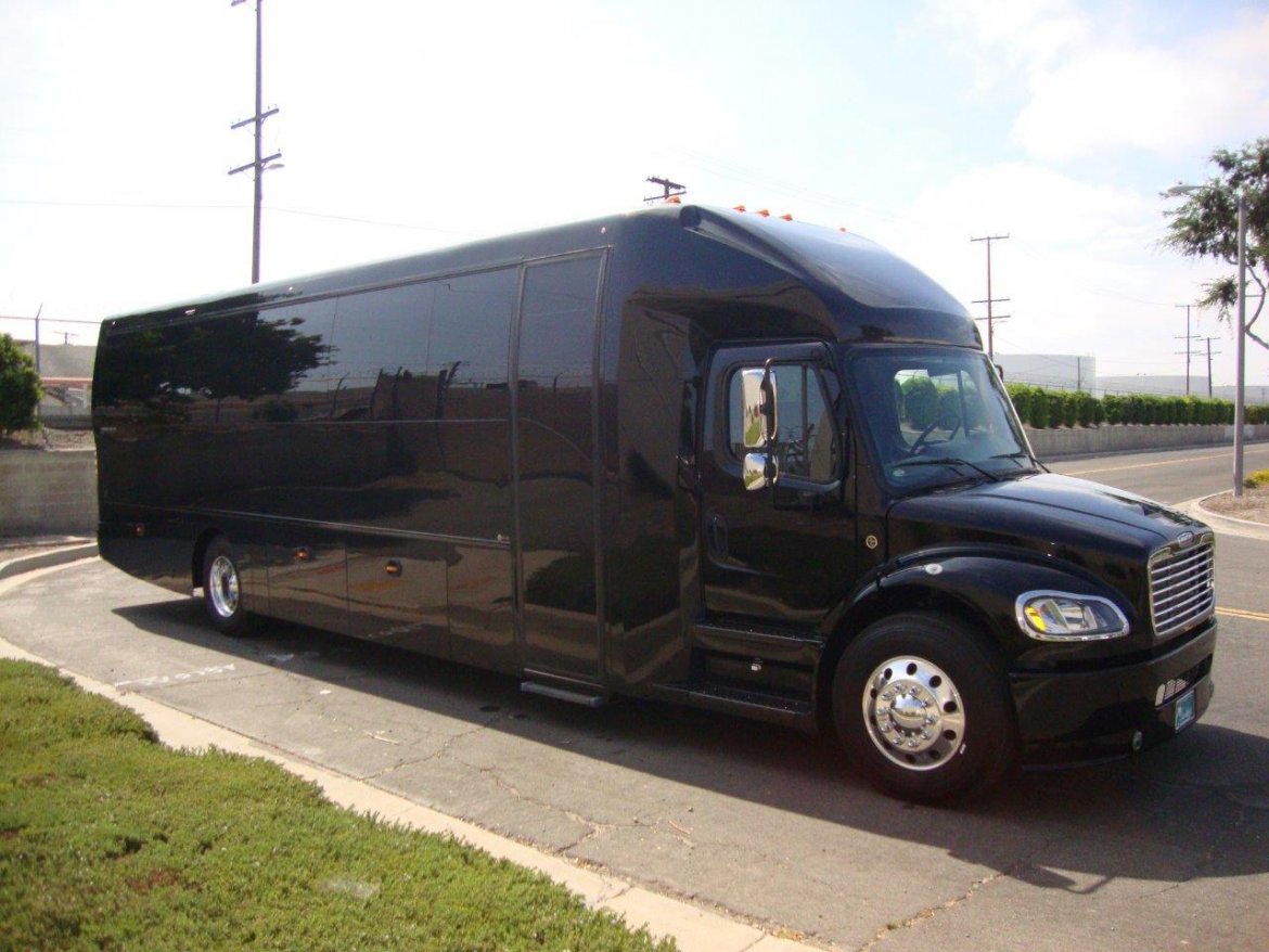 Executive Shuttle for Sale in CARSON, CA - Photo 10