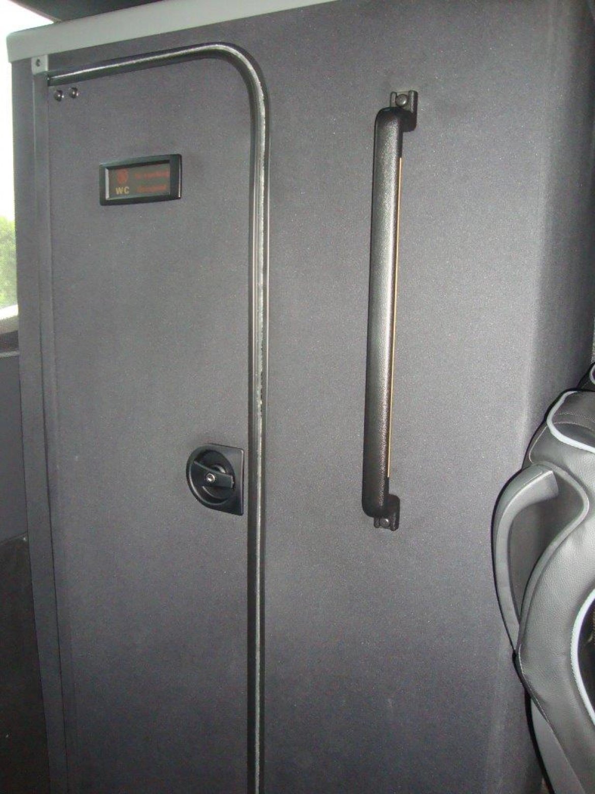 Executive Shuttle for Sale in CARSON, CA - Photo 12