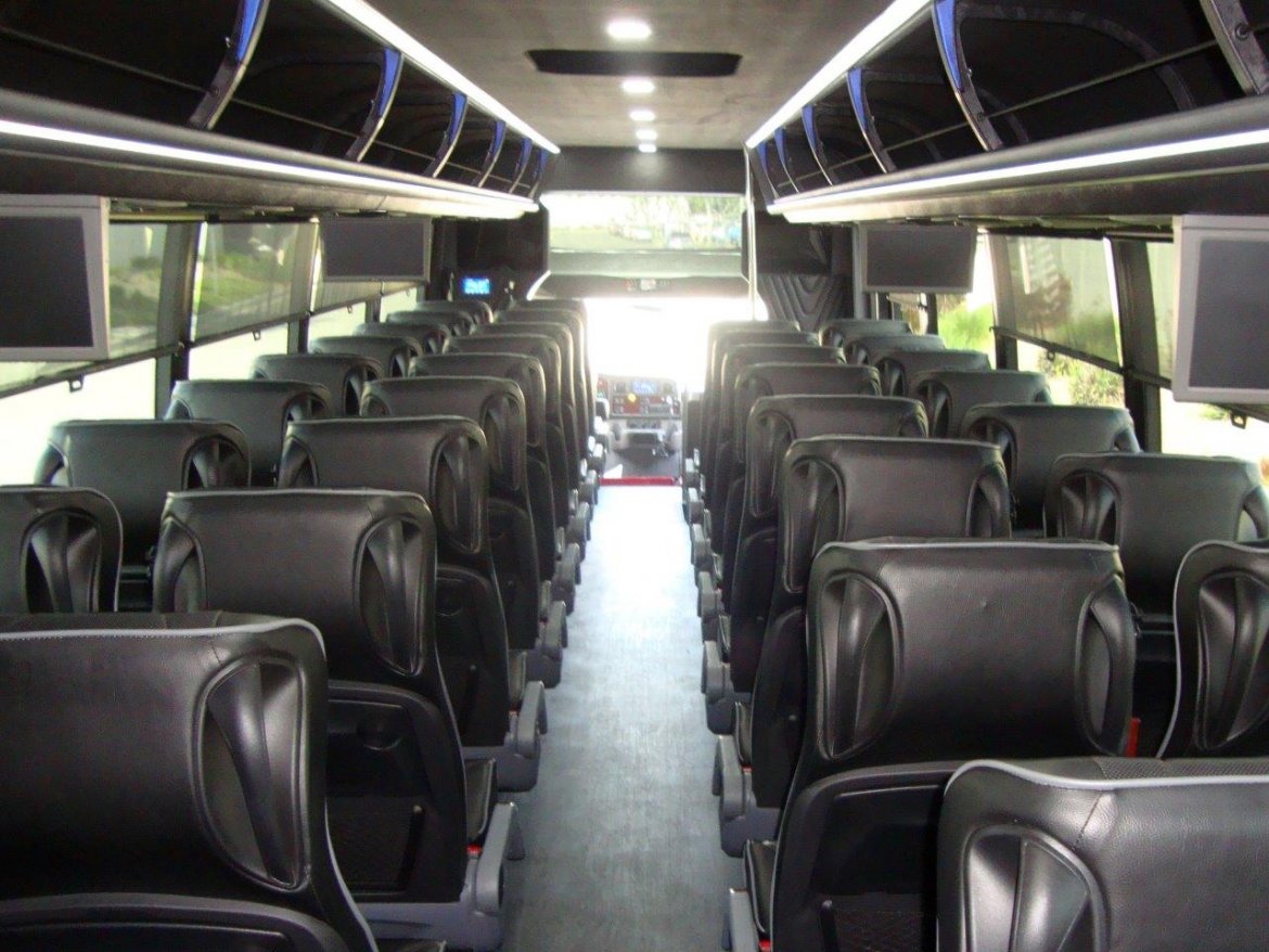 Executive Shuttle for Sale in CARSON, CA - Photo 13