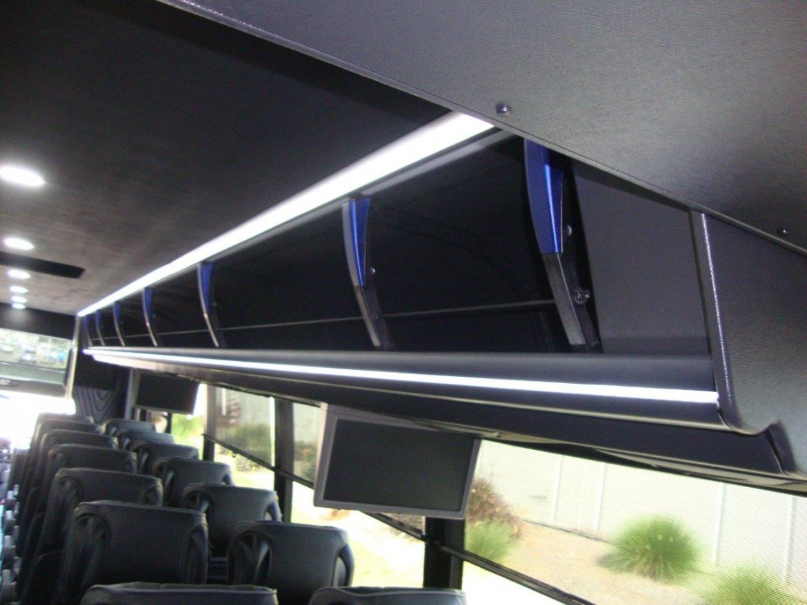 Executive Shuttle for Sale in CARSON, CA - Photo 15