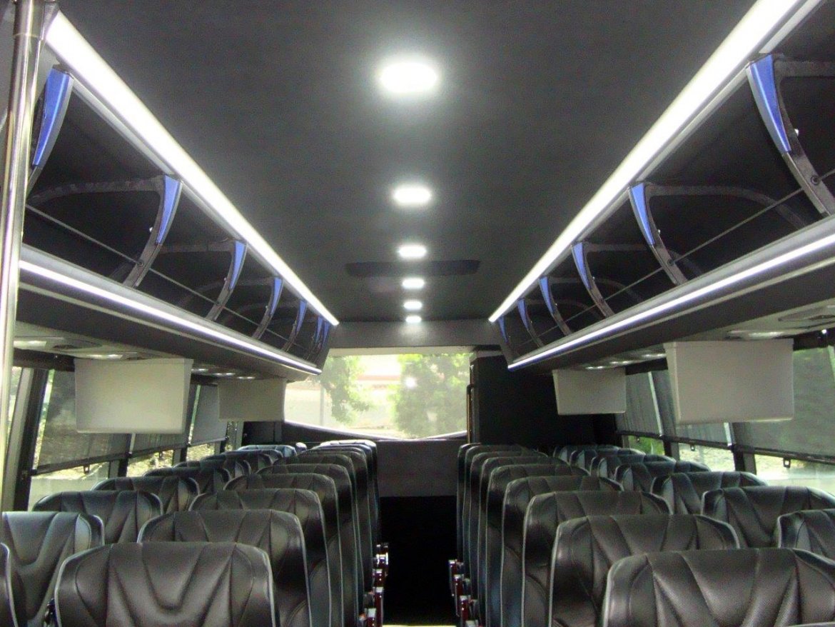 Executive Shuttle for Sale in CARSON, CA - Photo 18