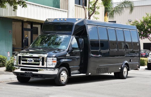 2012 Ford E-450 Limo Bus for Sale in Fontana, CA - Photo 2