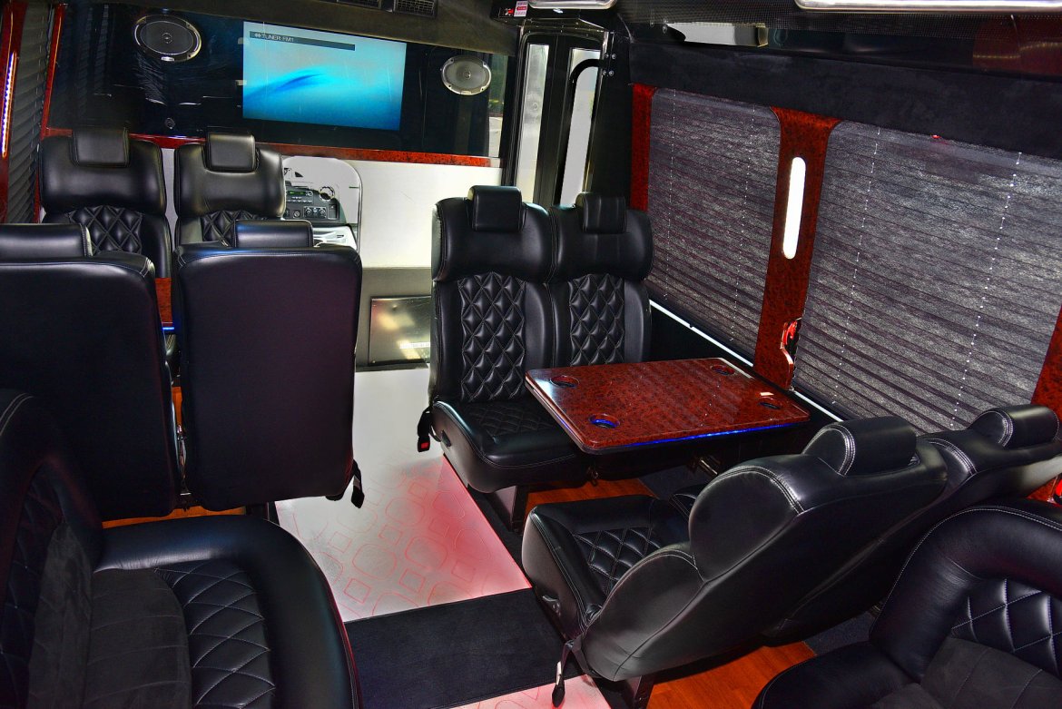 Limo Bus for Sale in Fontana, CA - Photo 11
