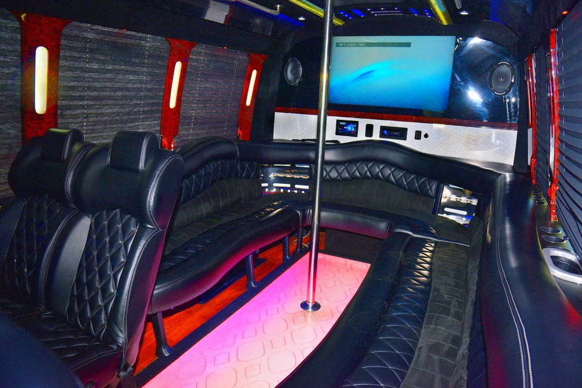 Limo Bus for Sale in Fontana, CA - Photo 13