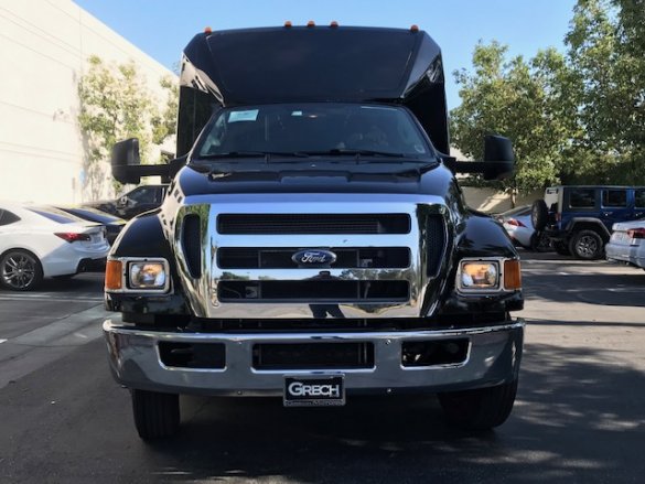 2013 Ford F650 Executive Shuttle for Sale in Riverside, CA - Photo 2