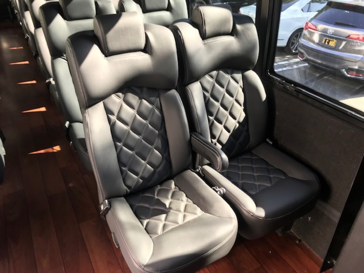 Executive Shuttle for Sale in Riverside, CA - Photo 14