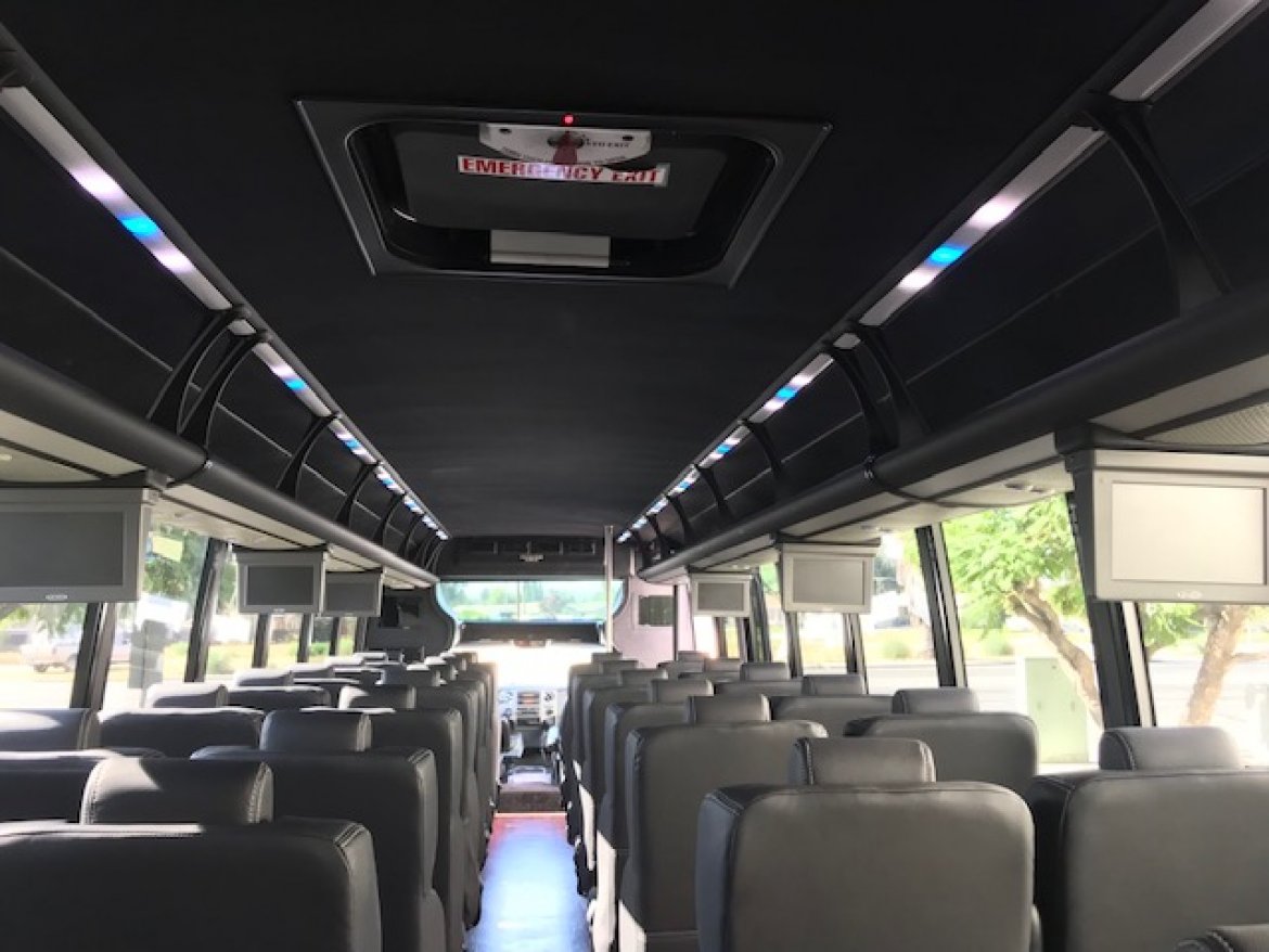 Executive Shuttle for Sale in Riverside, CA - Photo 19