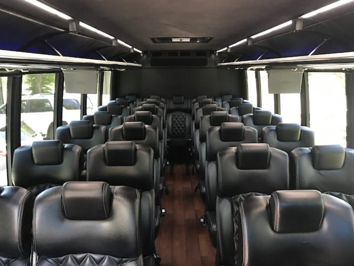 Executive Shuttle for Sale in Riverside, CA - Photo 10