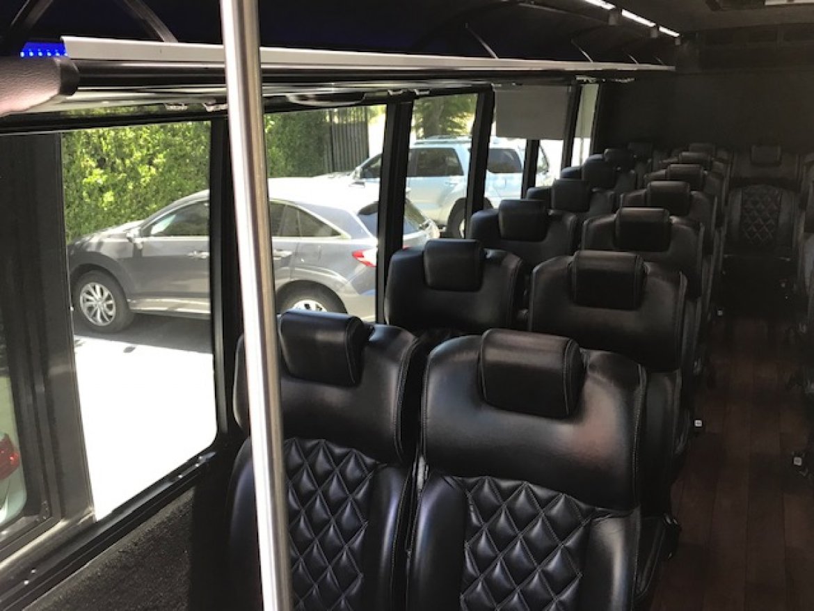 Executive Shuttle for Sale in Riverside, CA - Photo 11