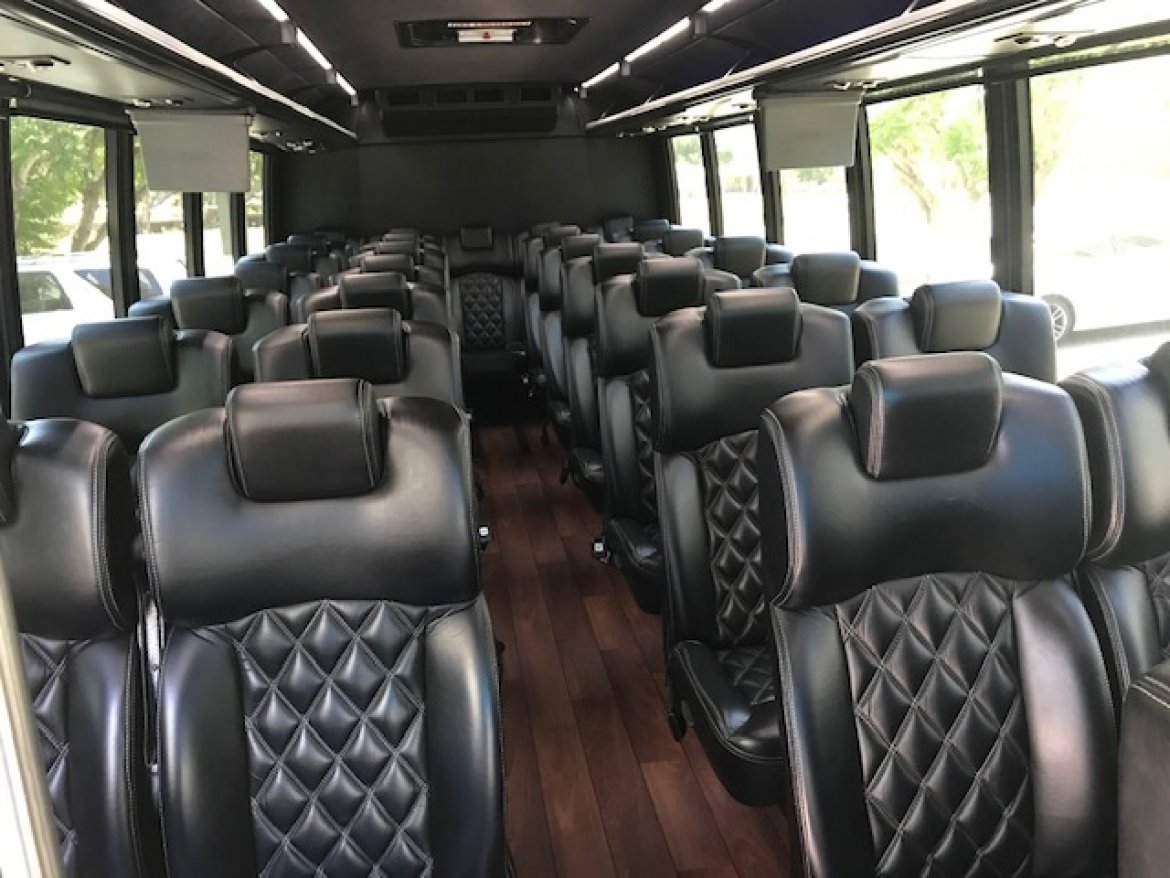 Executive Shuttle for Sale in Riverside, CA - Photo 16